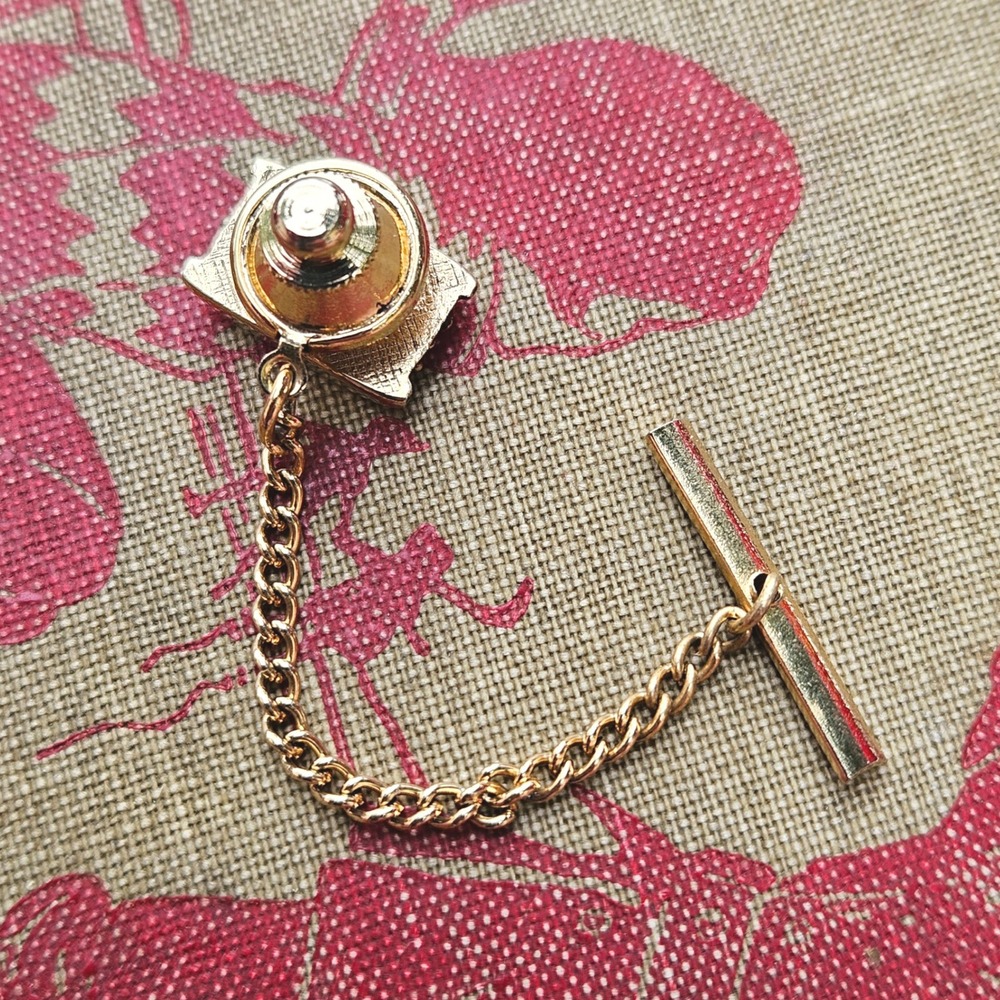 Vintage 60s 70s Tie Tack Gold Tone Black Textured Midcentury Office Accessory - Picture 3 of 3